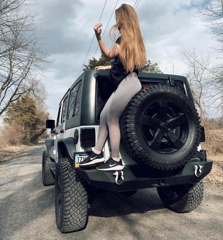 Naked chicks and SUVs