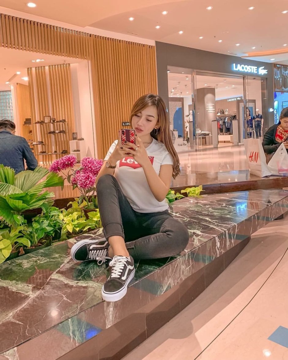 Grace ISKANDAR