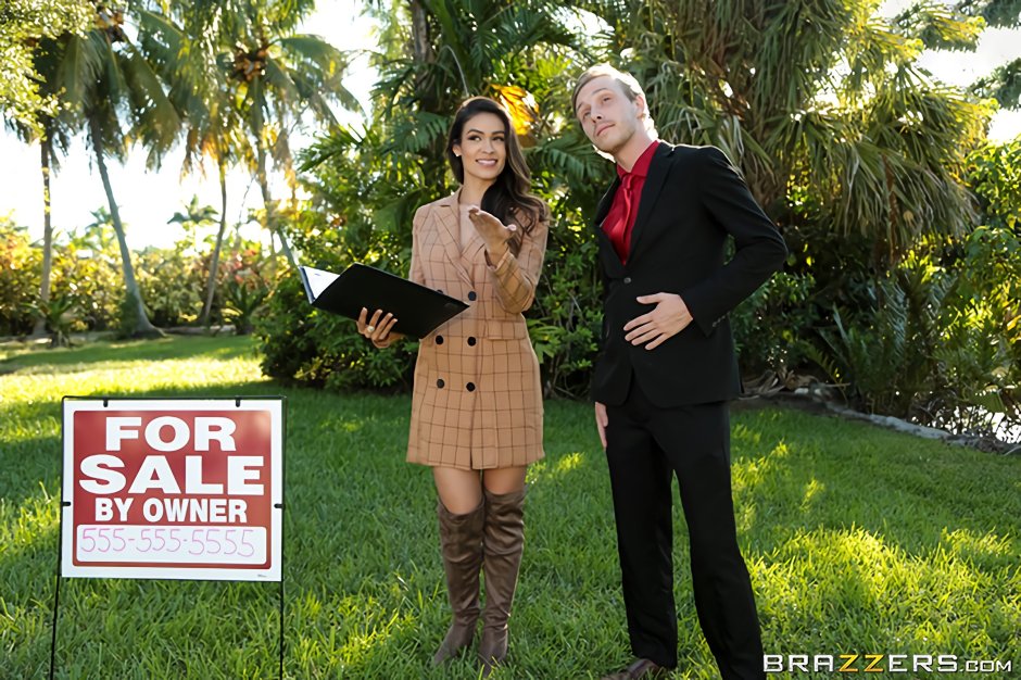 I'M Trying To Sell a House! Katana Kombat, Johnny