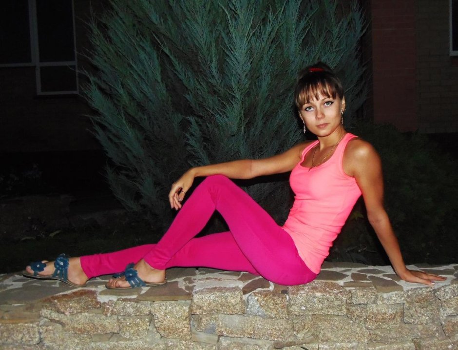 Anna Nelli Paradise