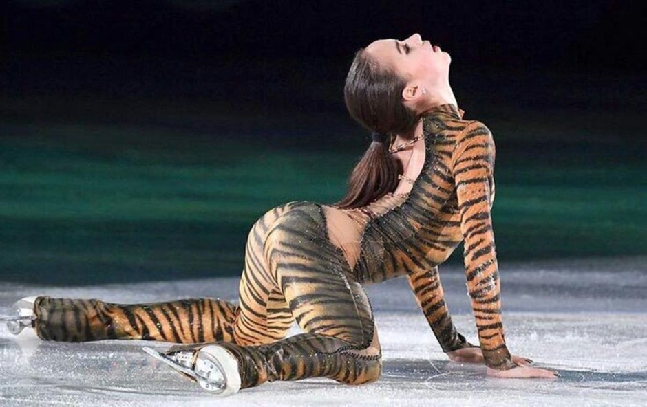 Alina Zagitova in the bathhouse