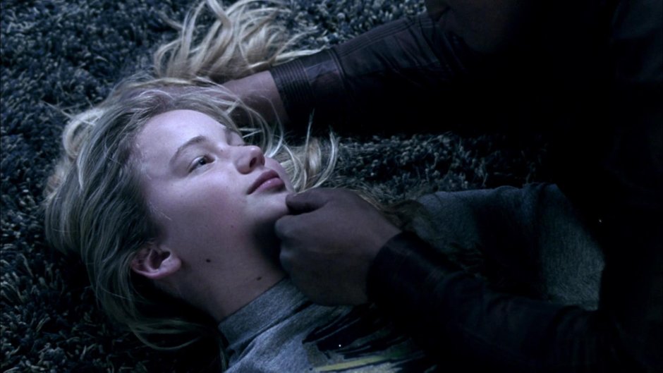 Jennifer Lawrence Scene of violence