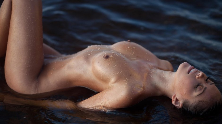 Naked wet fashion models