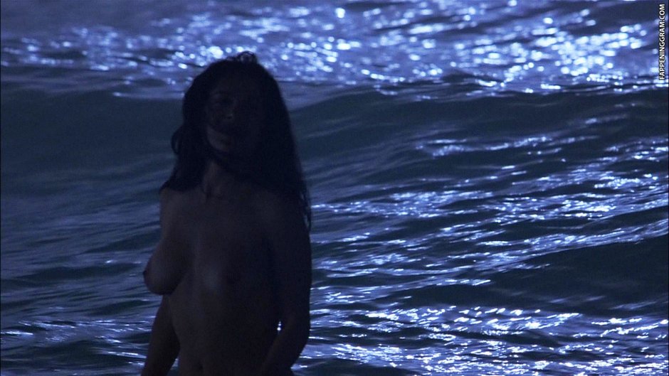 Naked boobs Salma Hayek