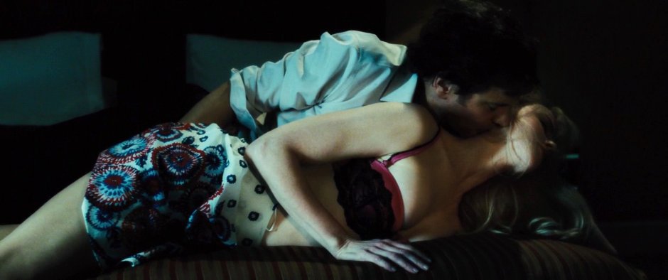 Nicole Kidman bed scenes