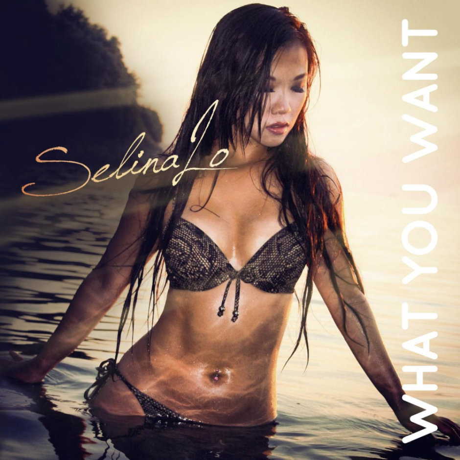 Selina Lo