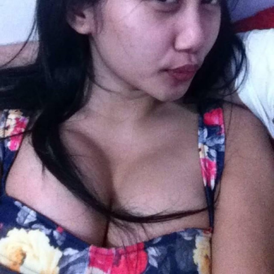 Pamela Safitri Toke