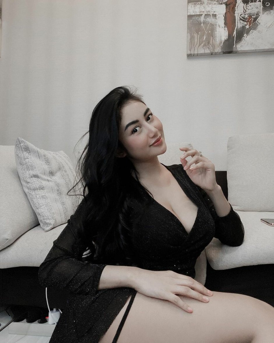 Pamela Safitri Bikini