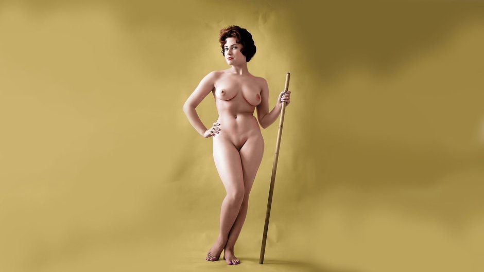 Beautiful naked full women