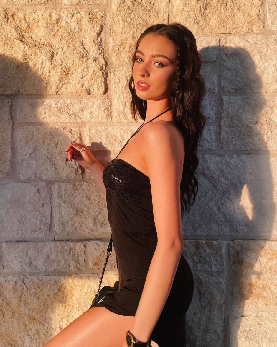 Katerina singer Mishka
