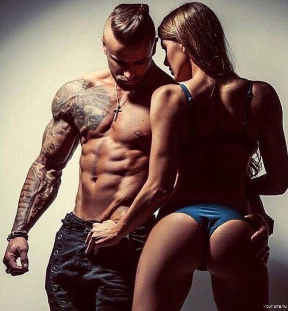 Alex Derennos