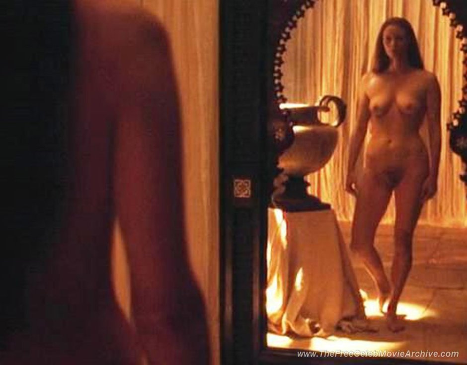 Tilda Swinton Erotic scenes