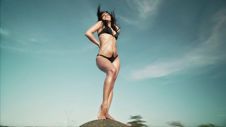 Romanian singer Inna