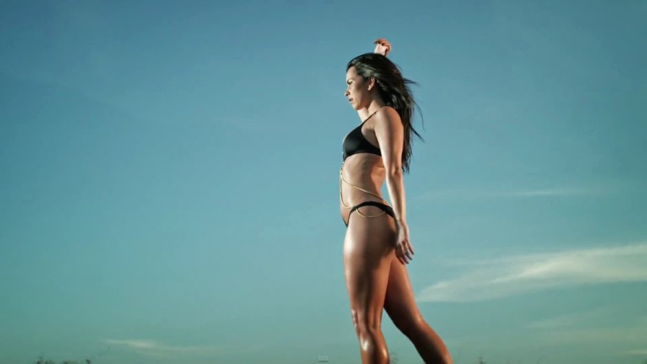Singer inna Maxim
