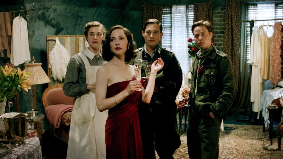 Emily Browning Sleeping Beauty 2011