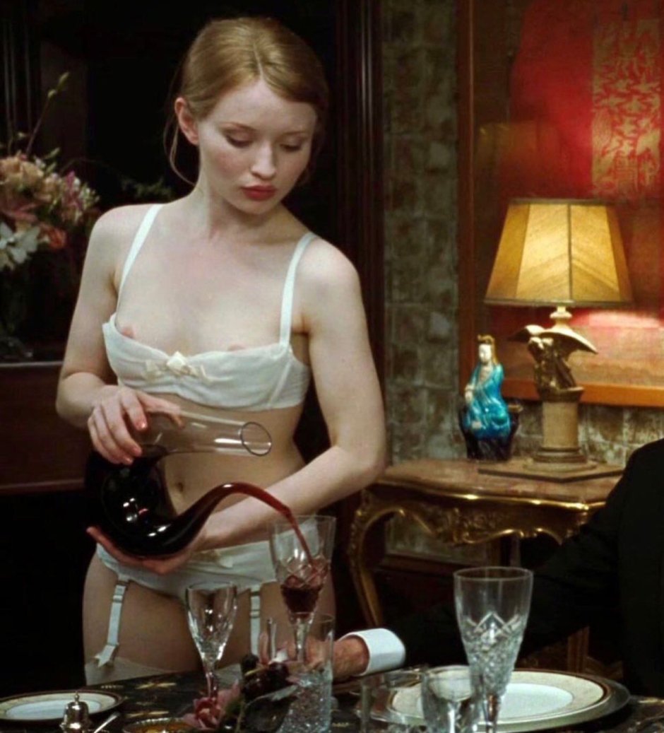 Emily Browning Sleeping Beauty 18