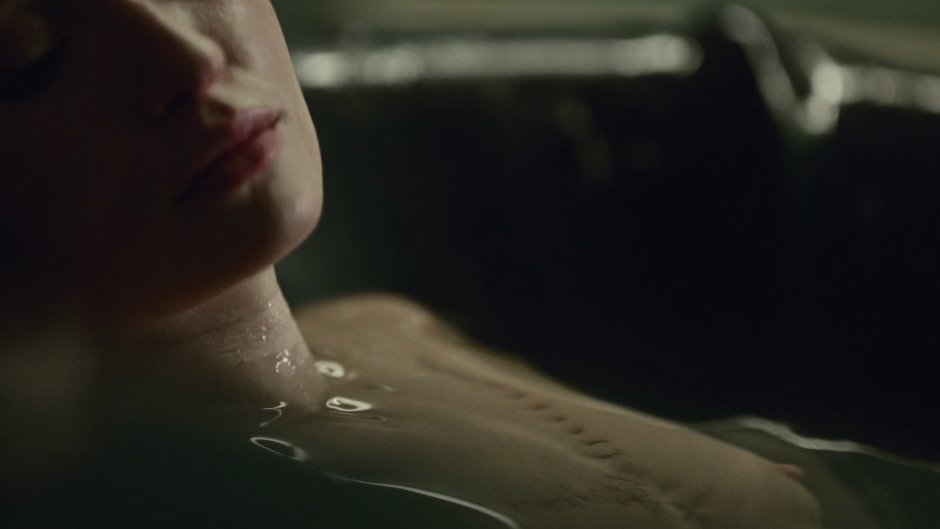 Emily Browning American gods hot