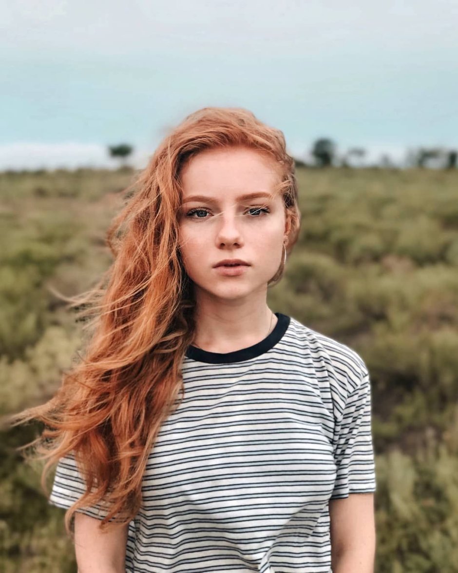 Julia adamenko in bikini