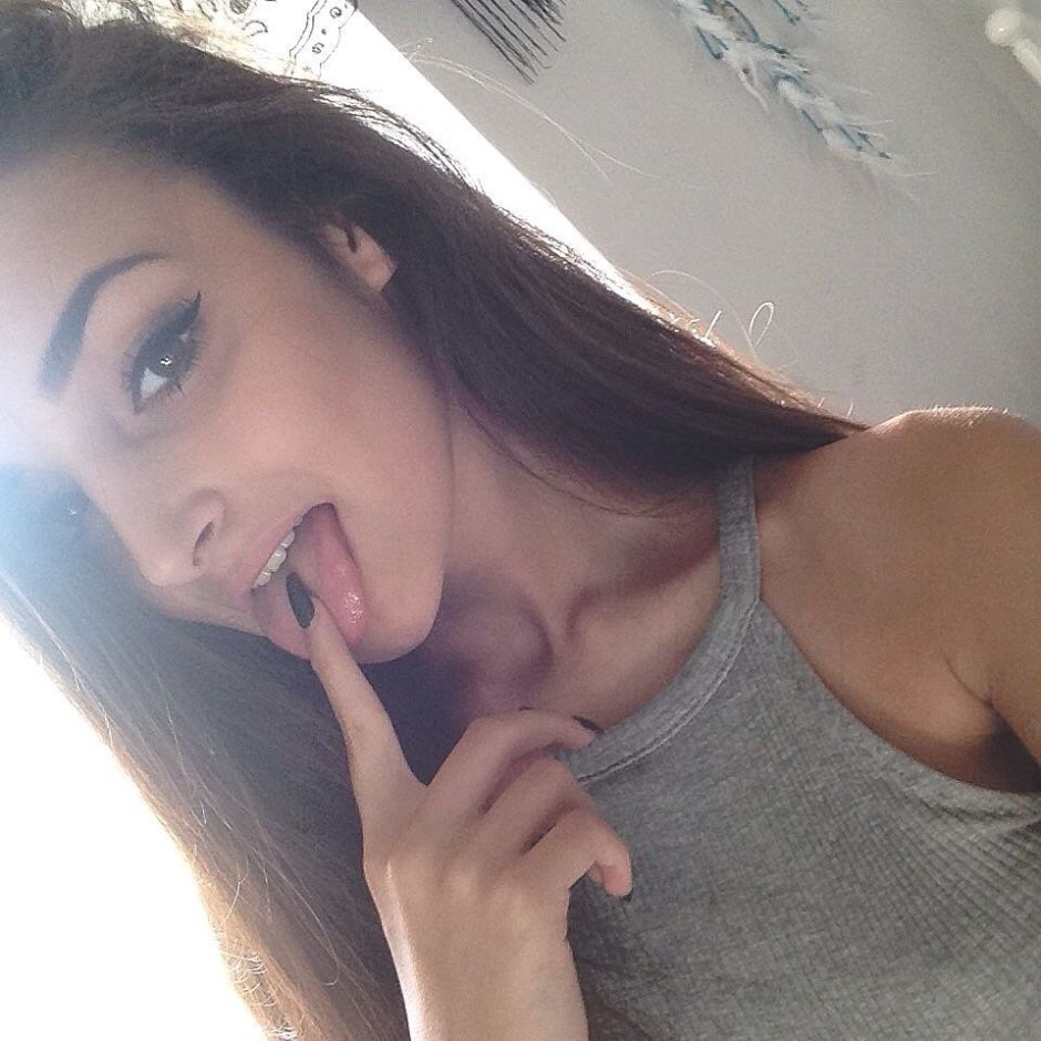 Beautiful Girl Selfie with her tongue