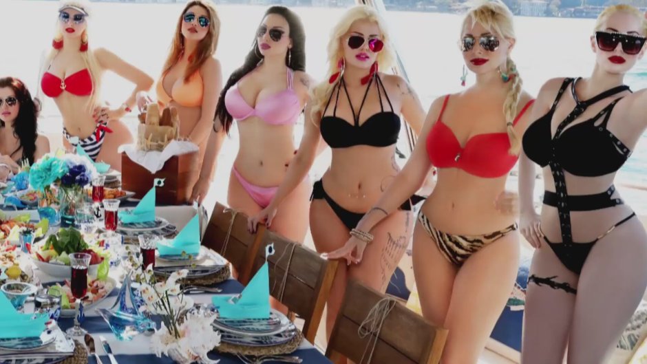 Adnan Oktar Mu Kedicikler Bikini