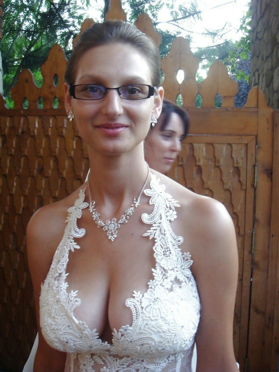 Brides with a large neckline