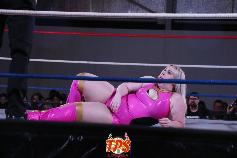 Women Wrestling Stinkface