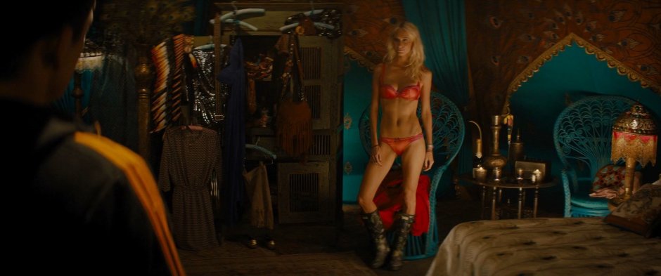 Cara Delevingne topless naked