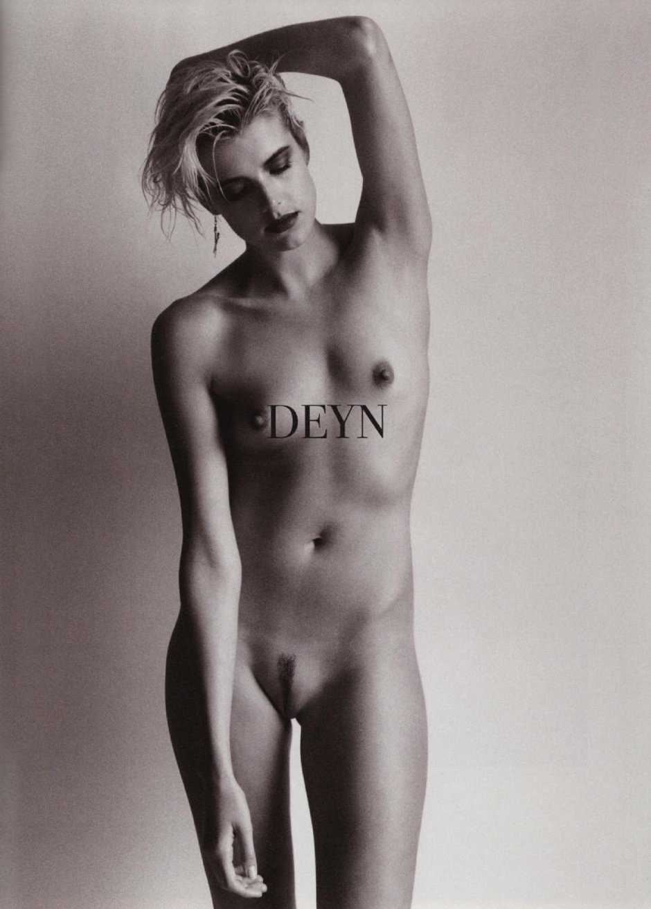 Cara Delevingne Carnaval Row Nude