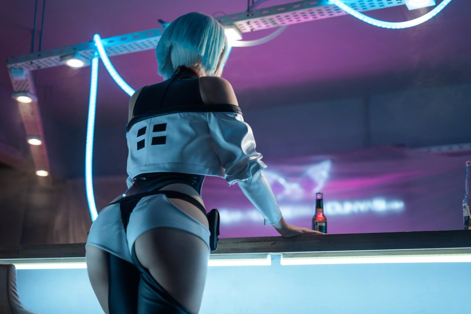 Sasha Shirogane-Sama Holland 18