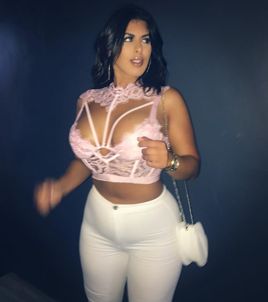 Yasmin Angel Hot
