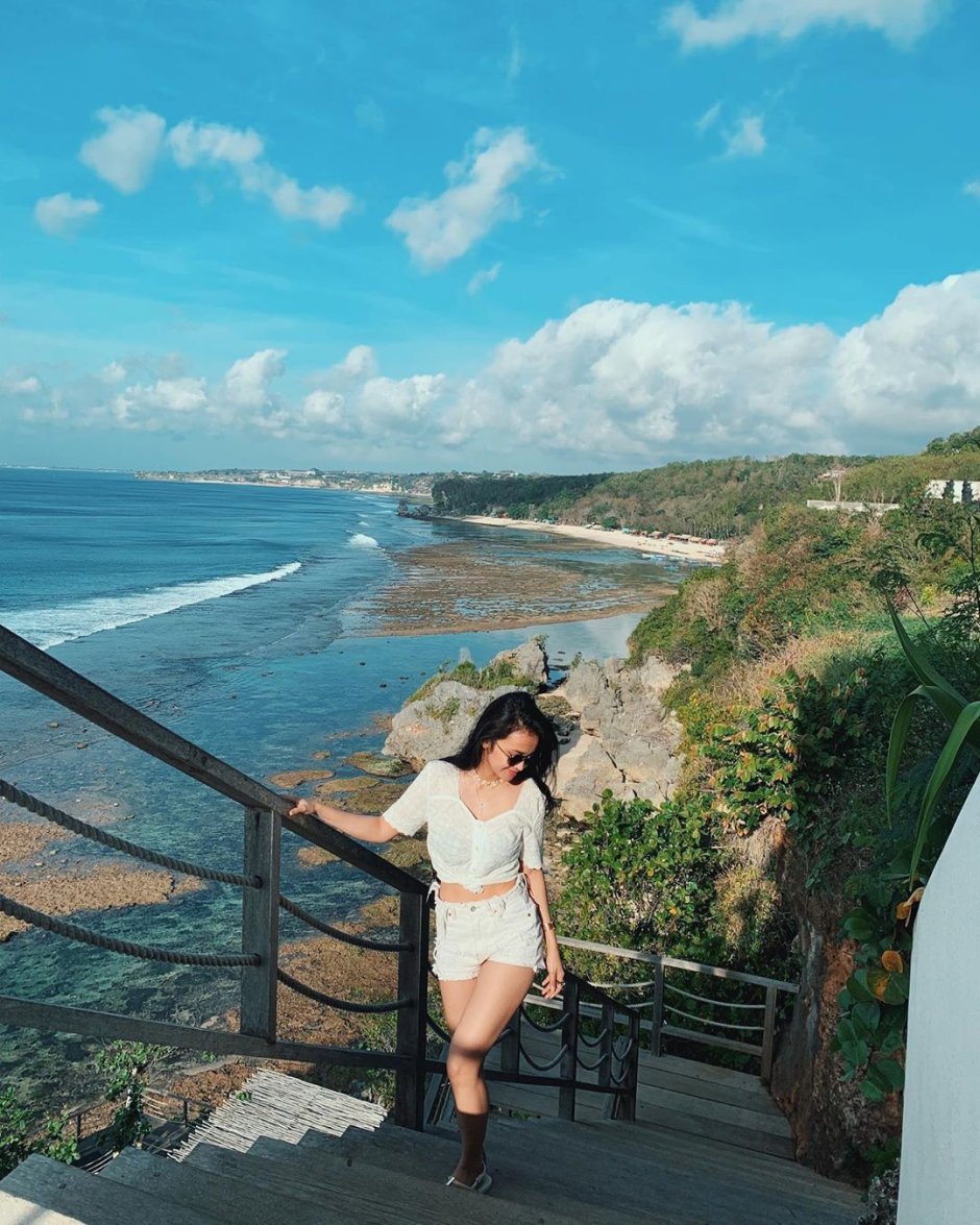 Dream House by the sea leading Michelle