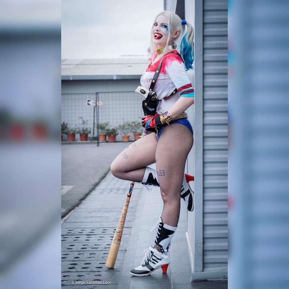 , Margo Robbie 18 + Harley Quin