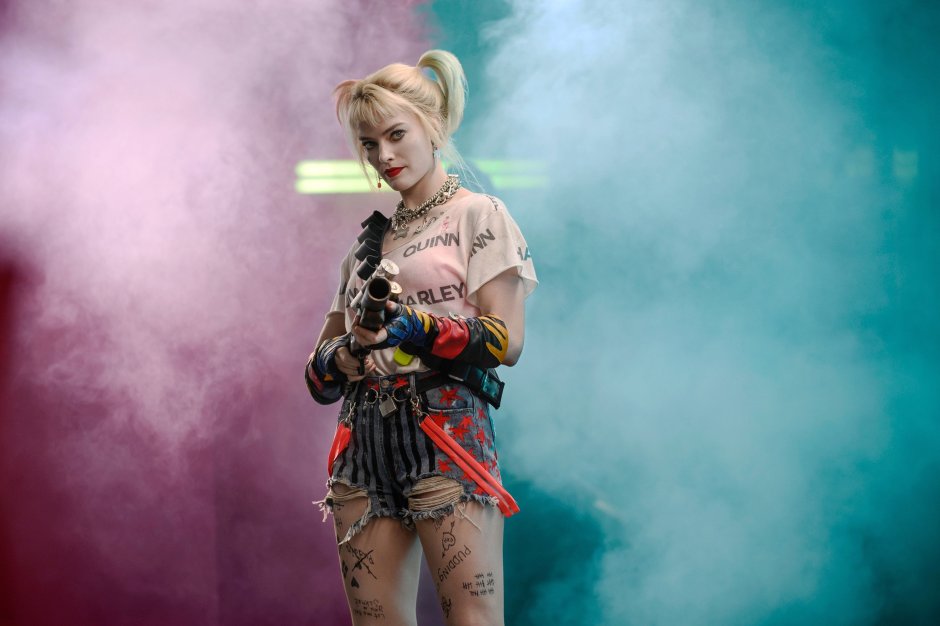 Harley Quinn Margot Robbie Birds