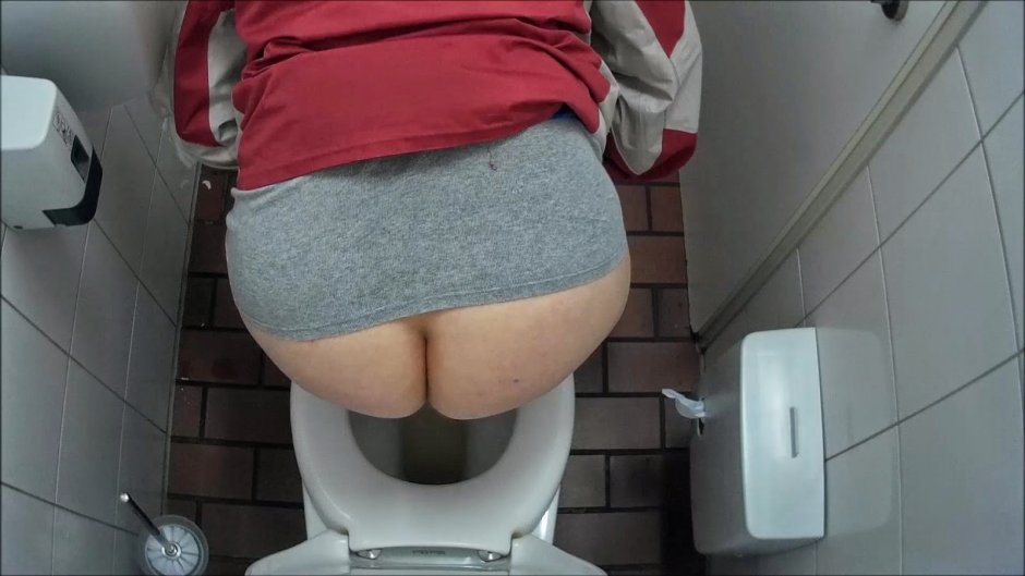 Naked butt hidden camera