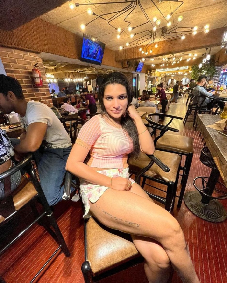 Victoria Brasharan Nar