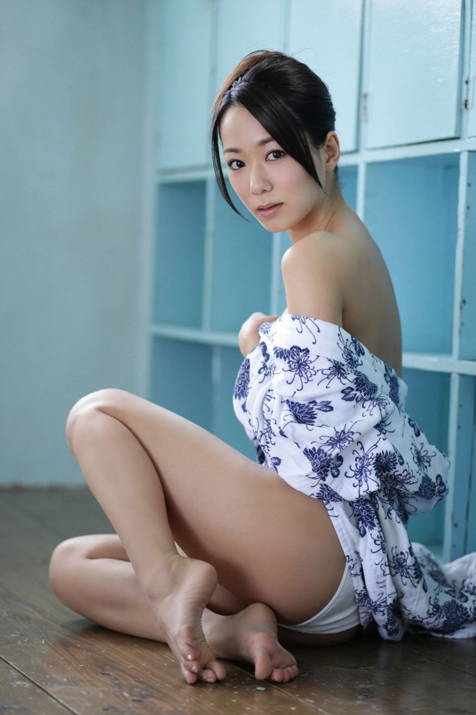 Miho Machiyama 街山みほ