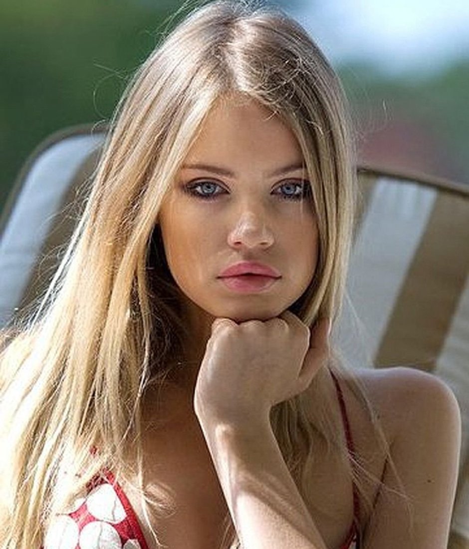 Xenia tchoumitcheva Feet