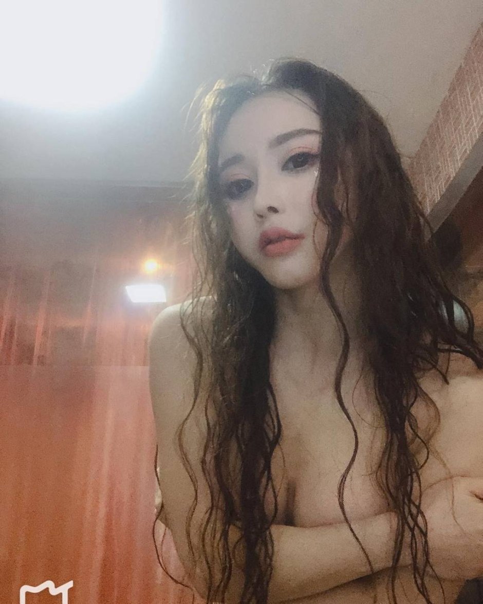 Yuan Kheron is erotic
