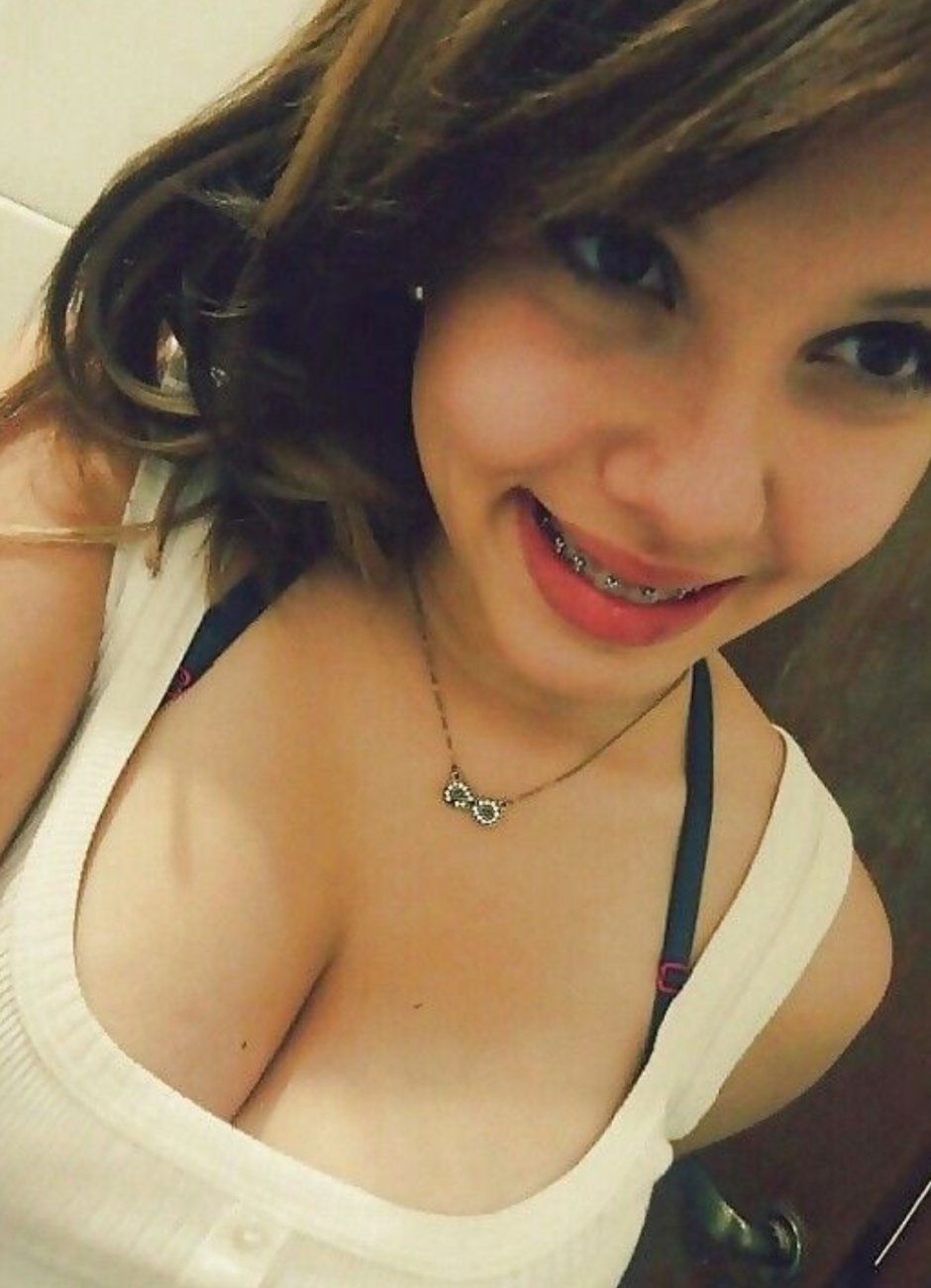 Tits of a teenager amateur