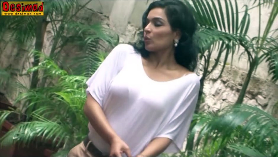 Indian Aunty Nude Selfie with Mangalsutra