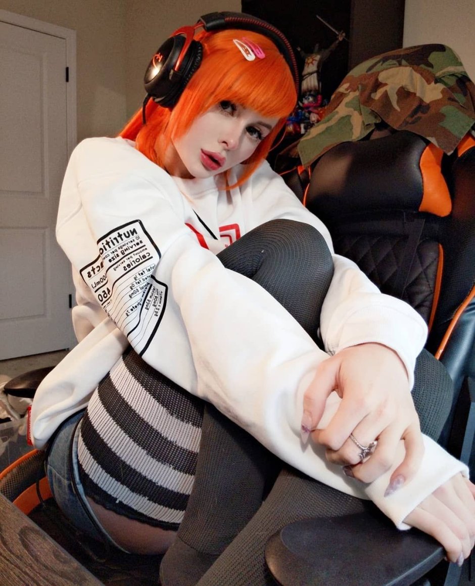 Juliette Michel 18