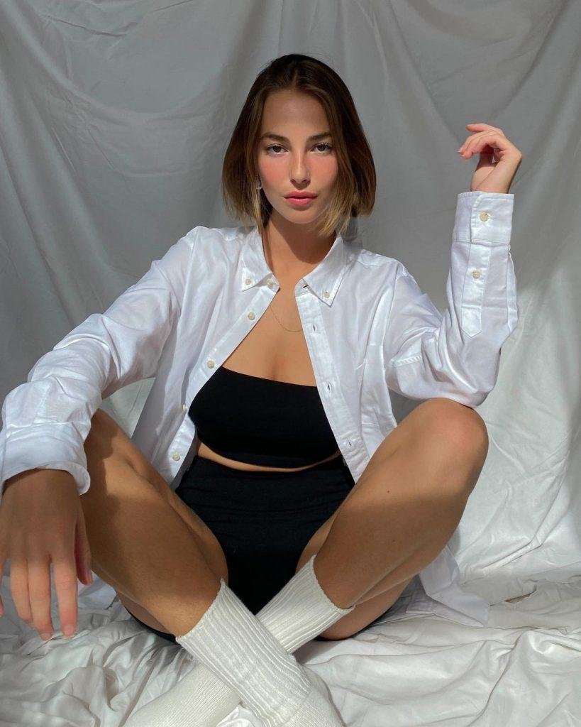 Yara khmidan model