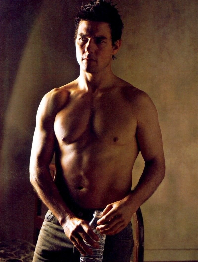 Tom Cruise Toples