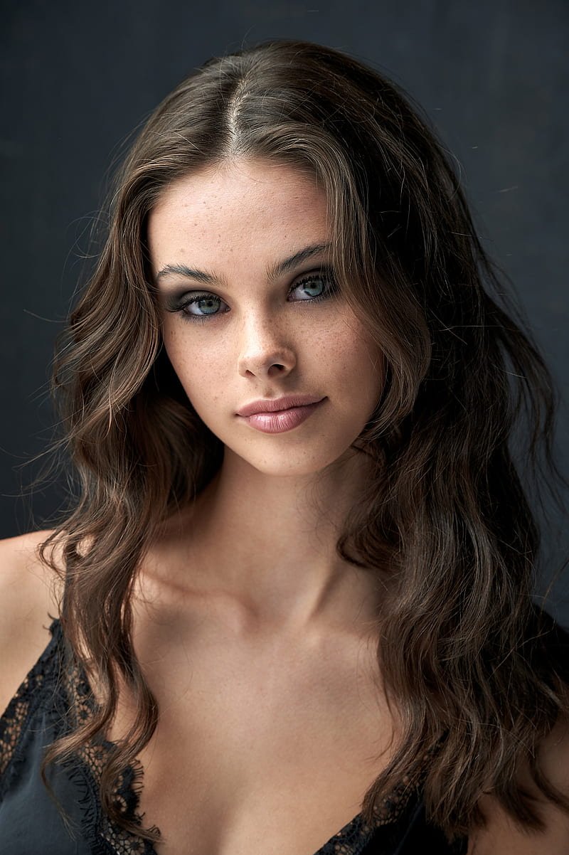 Meika Woollard 2020
