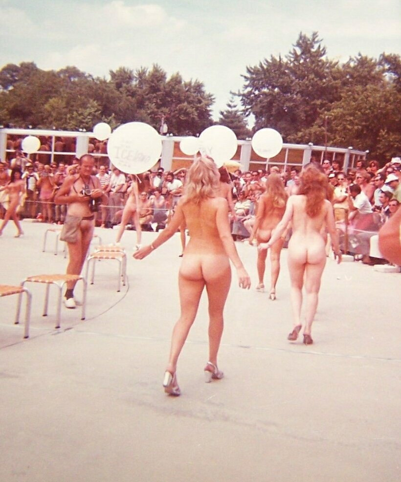 Nudist competitions without panties