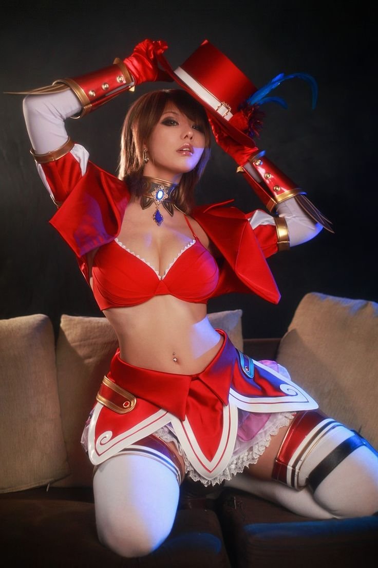 Tasha cosplayer
