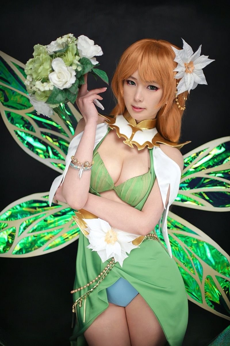 Jessica Nigri Cosplay Mandalorets