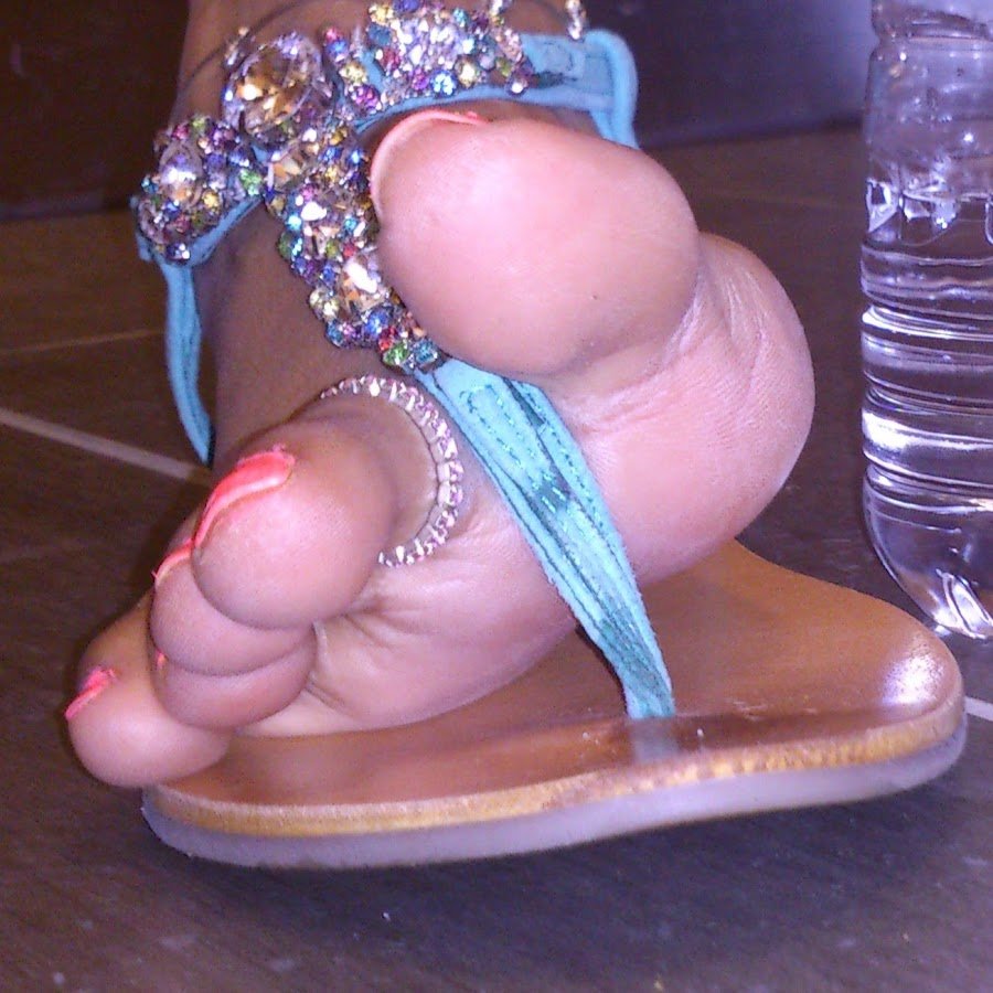Queen rainha feet drain
