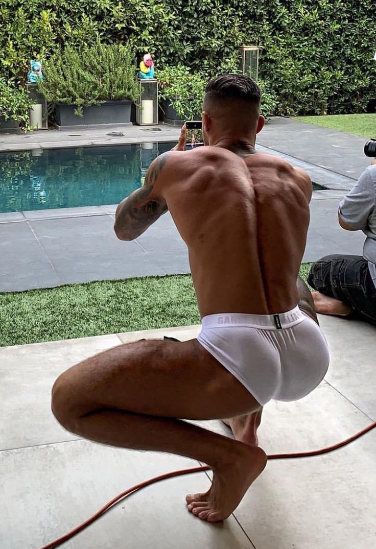 Male pumped asses