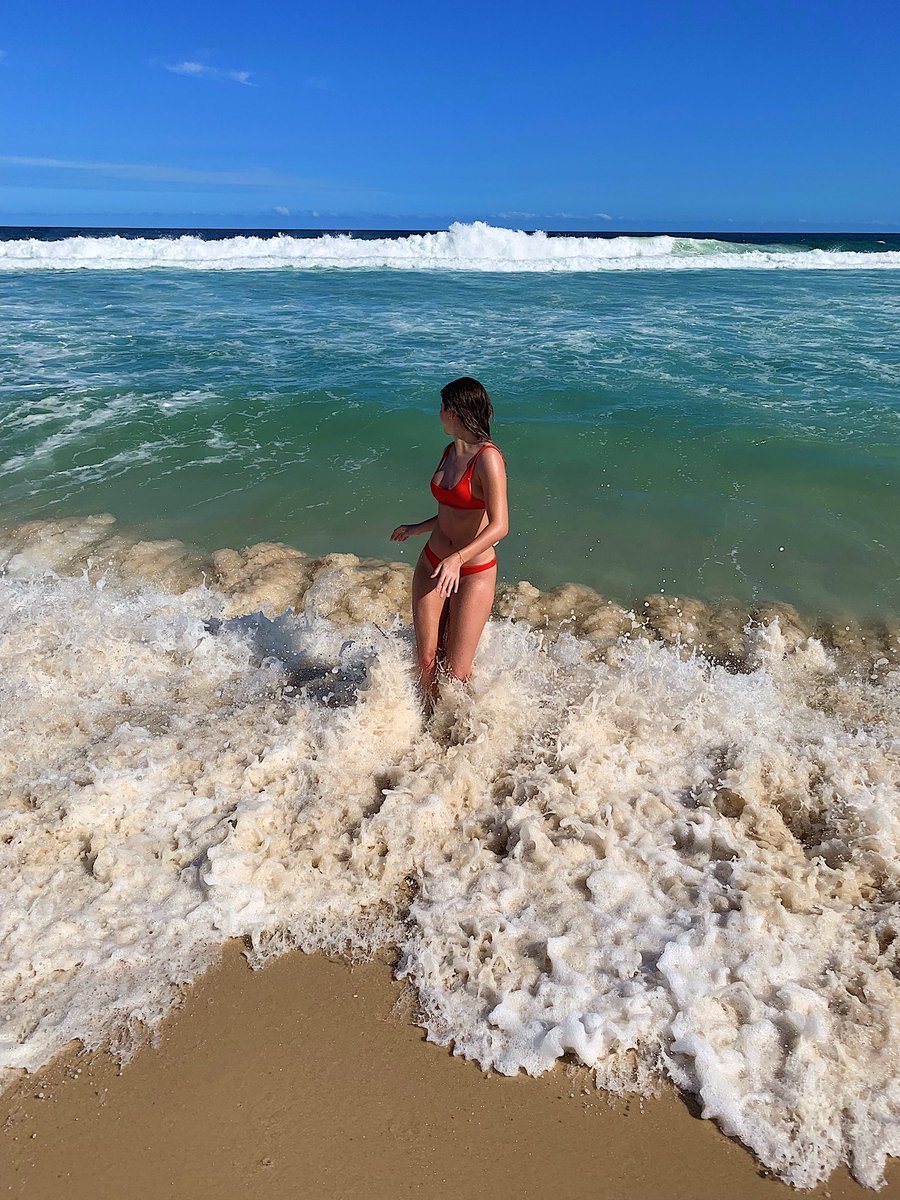 Sofia Reyes on the beach